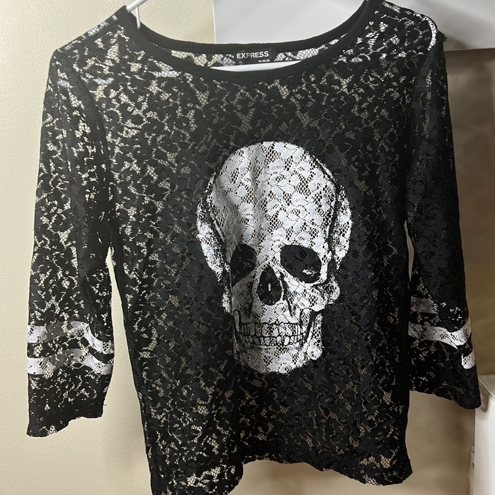 Mesh Skull Jersey Top